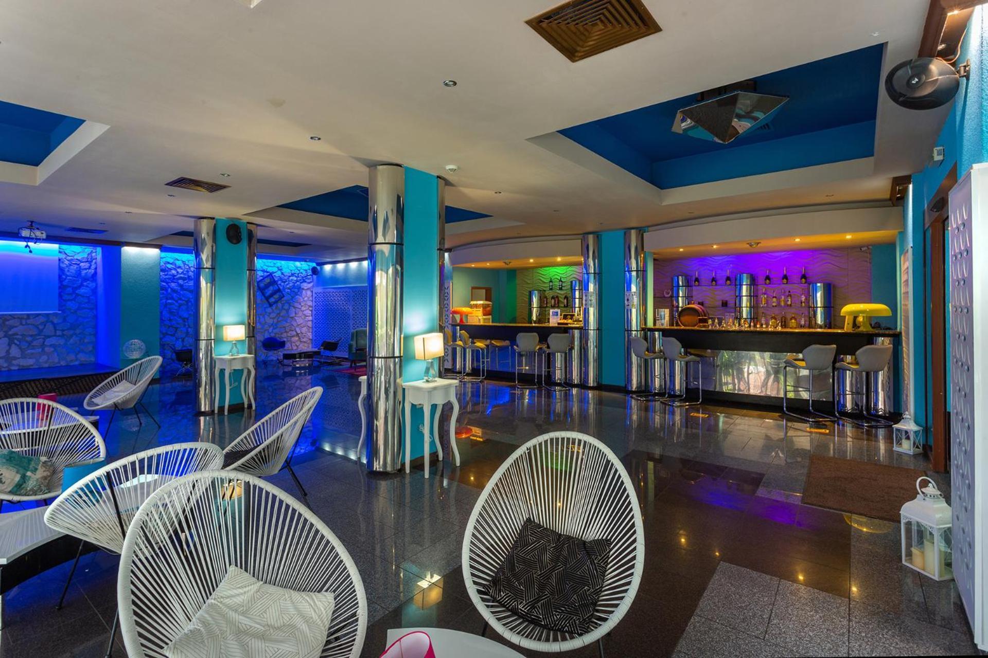 Mercury Hotel 阳光海滩 外观 照片