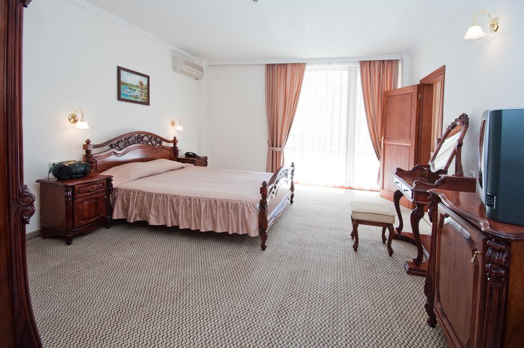 Mercury Hotel 阳光海滩 外观 照片