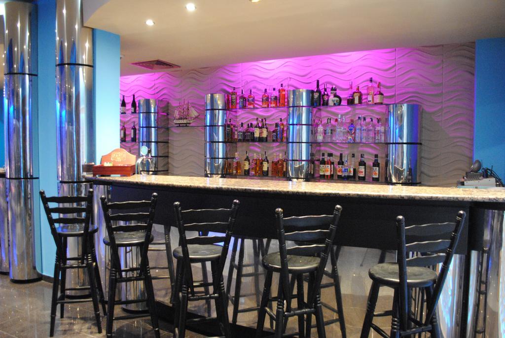 Mercury Hotel 阳光海滩 外观 照片