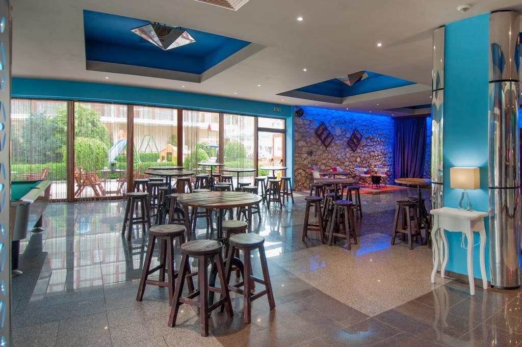 Mercury Hotel 阳光海滩 外观 照片