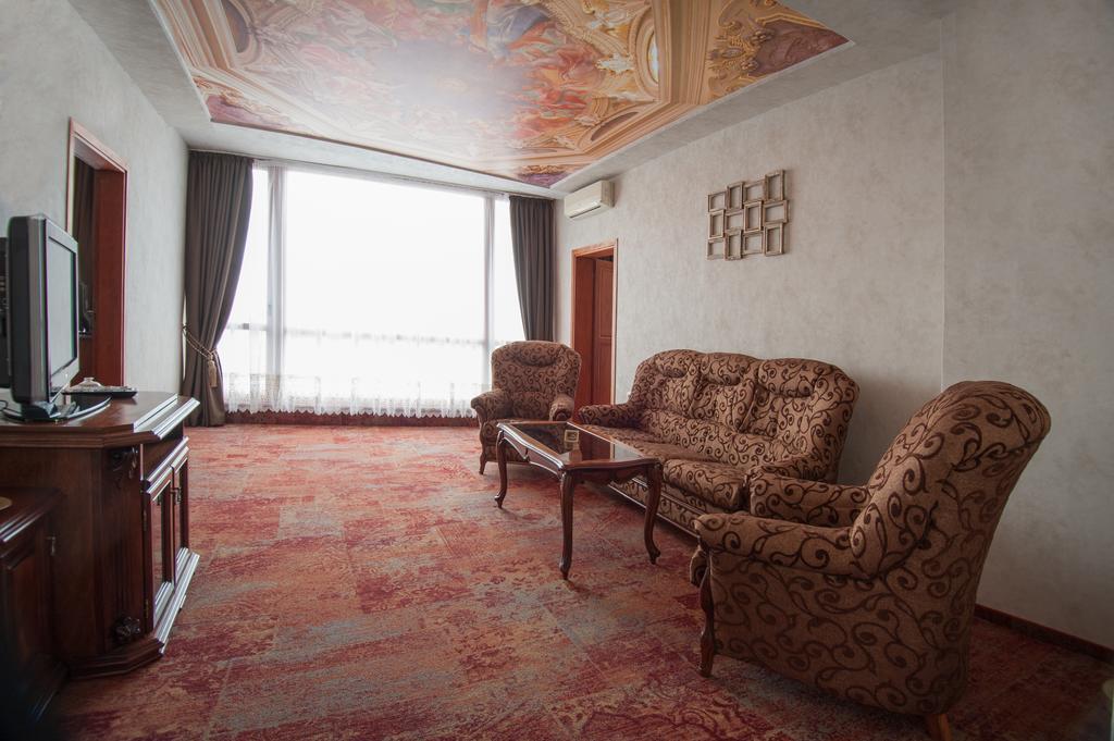 Mercury Hotel 阳光海滩 外观 照片