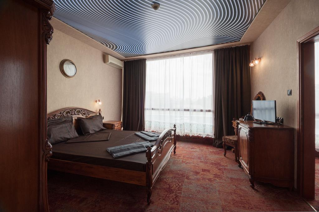 Mercury Hotel 阳光海滩 外观 照片
