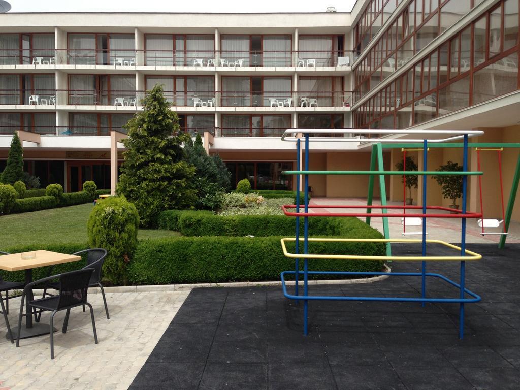 Mercury Hotel 阳光海滩 外观 照片